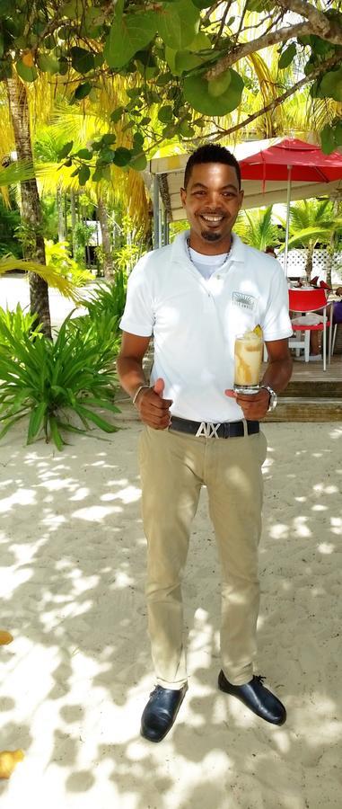 Idle Awhile Beach Hotel Negril Esterno foto